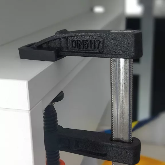 Párhuzamos szorító - tekerős - 160 mm - acél Párhuzamos szorító - tekerős - 160 mm - acél