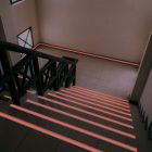 Csúszásmentes ragasztószalag - foszforeszkáló jelölőcsíkkal - 5 m x 50 mm - 5 féle