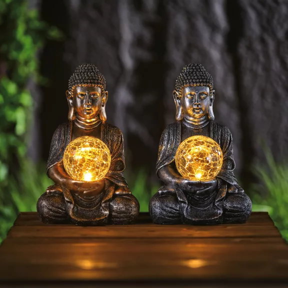 Szolár Buddha - 1 melegfehér LED - műgyanta - 17 x 15 x 26 cm - 2 féle Szolár Buddha - 1 melegfehér LED - műgyanta - 17 x 15 x 26 cm - 2 féle