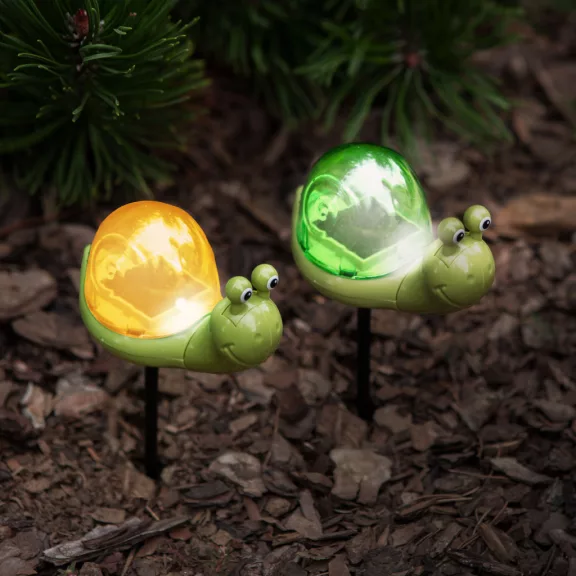 Leszúrható szolár - csiga - fehér LED - 10 x 6 x 15 cm Leszúrható szolár - csiga - fehér LED - 10 x 6 x 15 cm