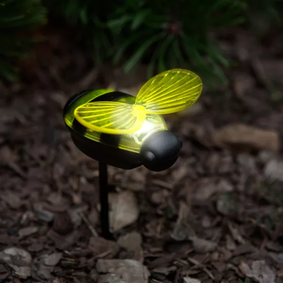 Leszúrható szolár lámpa - méhecske - 8 x 6,5 x 14 cm - Fehér LED Leszúrható szolár lámpa - méhecske - 8 x 6,5 x 14 cm - Fehér LED