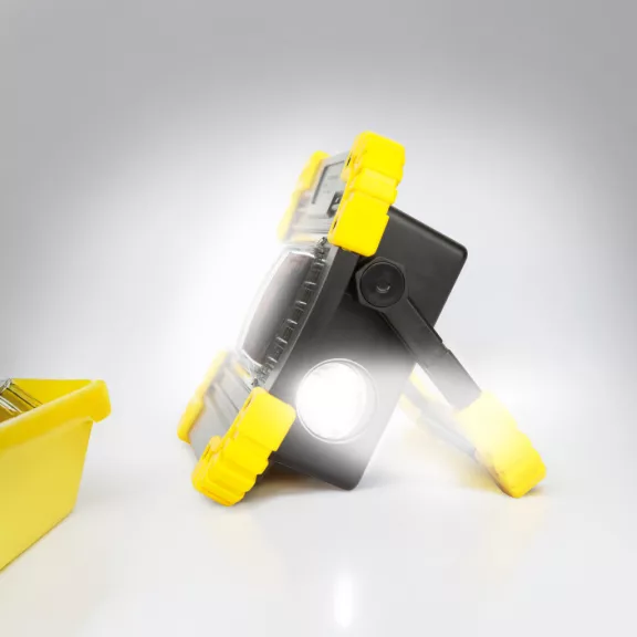 Multifunkciós reflektor - Li-ion akkumulátorral, micro-USB Multifunkciós reflektor - Li-ion akkumulátorral, micro-USB