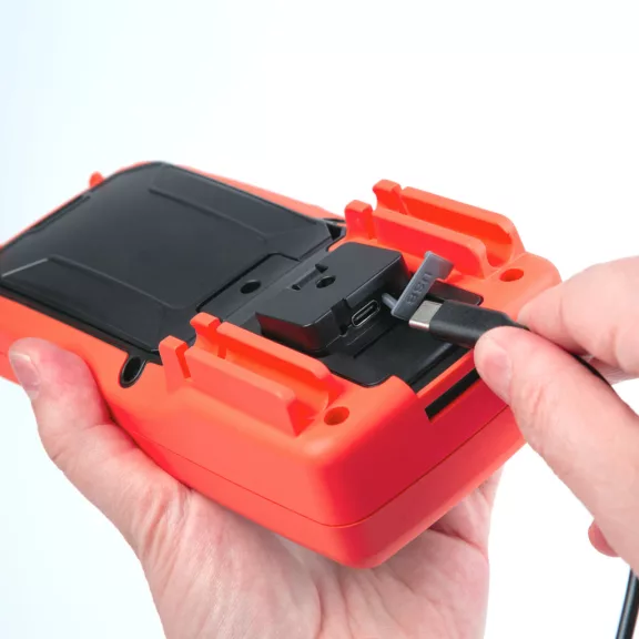 Digitális multiméter 5az1-ben - USB-s PC kapcsolattal Digitális multiméter 5az1-ben - USB-s PC kapcsolattal