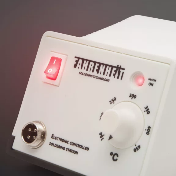 Fahrenheit analóg forrasztóállomás Fahrenheit analóg forrasztóállomás