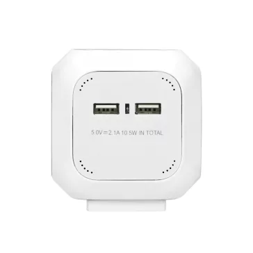 Asztali eloszó 4-es+USB Cube