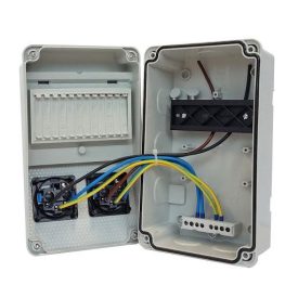   IPARI DOBOZ SZERELT 130X220 2X(2P+F) ELŐLAPON VEZETÉKELVE(3318-200-0000)