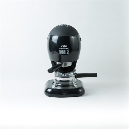 Szarvasi SZV-624 Unipress presszókávéfőző, fekete, 800W, 3,04 bar nyomás, 0,6L víztartály, 4,1 kg,