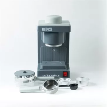   Szarvasi SZV-612/3 Mini presszókávéfőző, szürke, 800W,  2 / 6 személyes kivitel, üveg kiöntő edény, zárócsavar