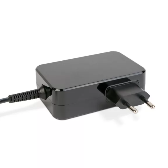 Adapter - Type-C - 90W - 5-20V - 1,8 m - fekete Adapter - Type-C - 90W - 5-20V - 1,8 m - fekete