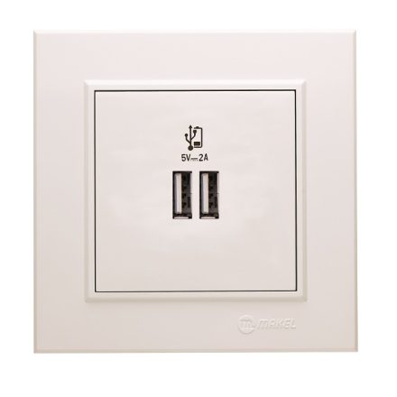 Karea  2 A USB csatlakozóval