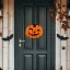 Halloween-i dekoráció - tök - akasztható - fa - 30 x 25 cm