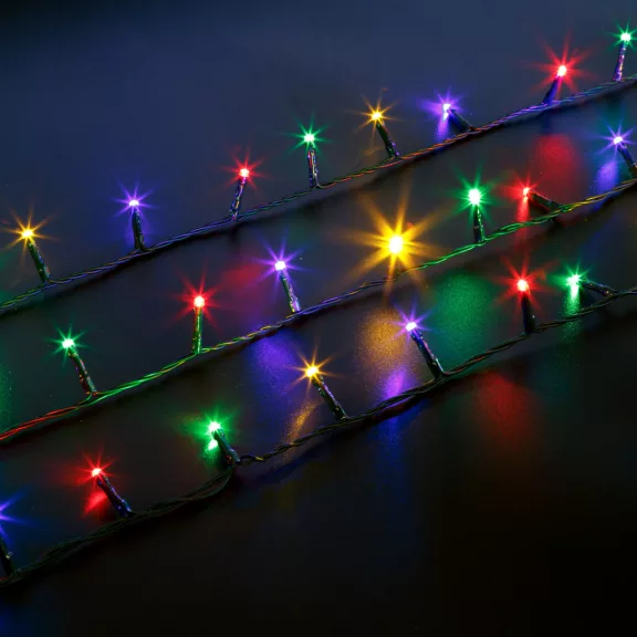 Fényfüzér - 5 m - színes - 100 LED - 220-240V - 6W - zöld kábel Fényfüzér - 5 m - színes - 100 LED - 220-240V - 6W - zöld kábel