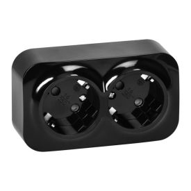 Falon kívüli 2-es földelt dugaszolóaljzat