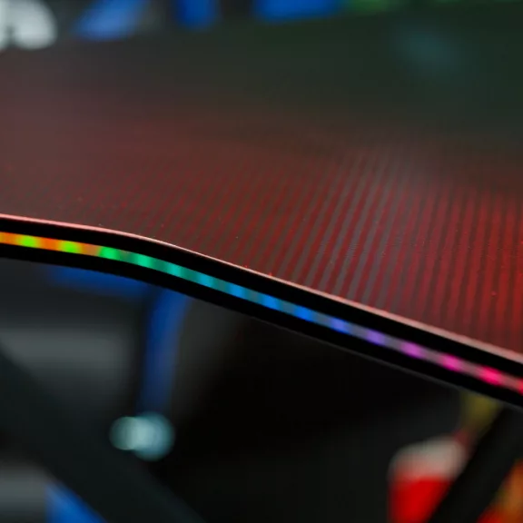 Gamer asztal - 120 x 60 x 75 cm - RGB LED, USB, pohártartó, fejhallgató tartó, 15 mm MDF - fekete Gamer asztal - 120 x 60 x 75 cm - RGB LED, USB, pohártartó, fejhallgató tartó, 15 mm MDF - fekete