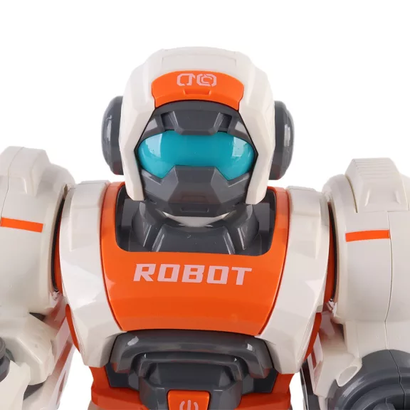 Robot vízágyúval Robot vízágyúval