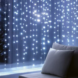   HOME KIN210DWH DOT LED-es fényfüggöny, 210db hidegfehér DOT LED, 1,5m hosszú, állófényű, adapteres tápellátás, beltéri kivitel