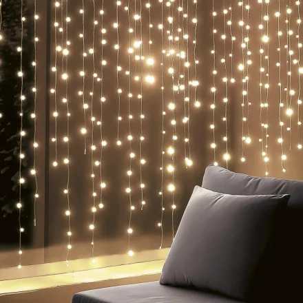 HOME KIN210DWW DOT LED-es fényfüggöny, 210db melegfehér DOT LED, 1,5m hosszú, állófényű, adapteres tápellátás, beltéri kivitel