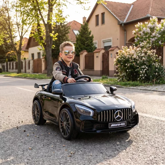 Elektromos autó AMG Mercedes-Benz fekete Elektromos autó AMG Mercedes-Benz fekete