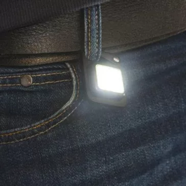   True Utility Buttonlite, TU919K, tölthető lámpa, 4 funkció, 47 lm COB LED, Li-ion, rozsdamentes acélváz