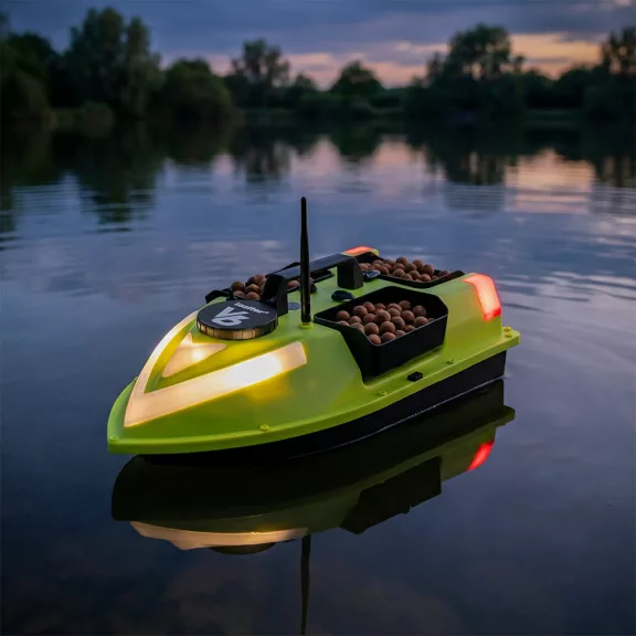 Etetőhajó V6 GPS 3 tartályos hátra és oldalkidobós nightlight